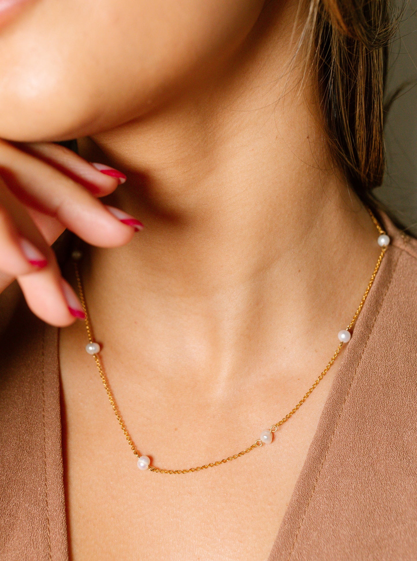 Dainty Pearl Necklace